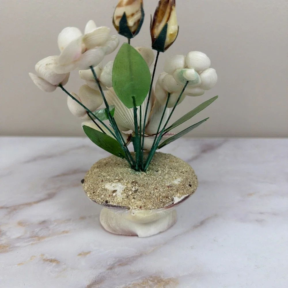 Vintage Sea Shell Floral Bouquet Kitsch Coastal Cottagecore Rare Shell Arrangeme